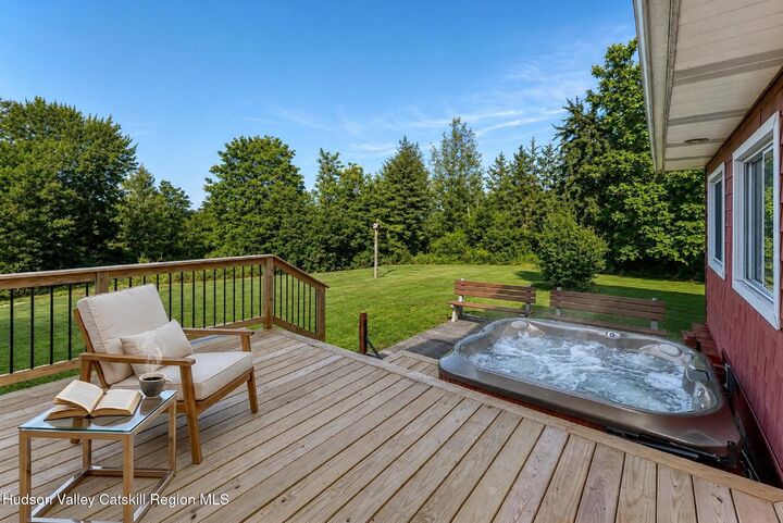 Property Photo: 2084 Route 32 NY 12477