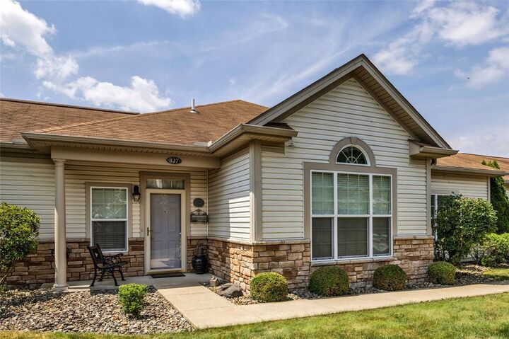 Property Photo: 827 Van Buren Blvd PA 15042