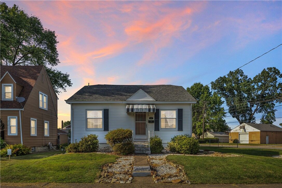 Property Photo:  645 Earl Avenue  PA 15068 