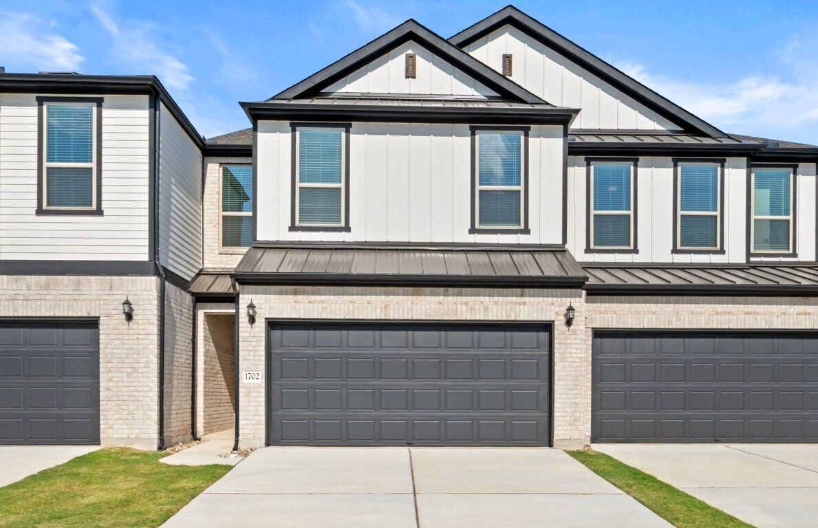 Property Photo: 2725 Woodall Drive 1702 TX 78613