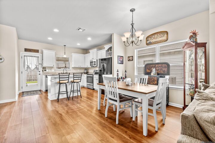 Property Photo: 343 Hollow Ridge Ave LA 70737