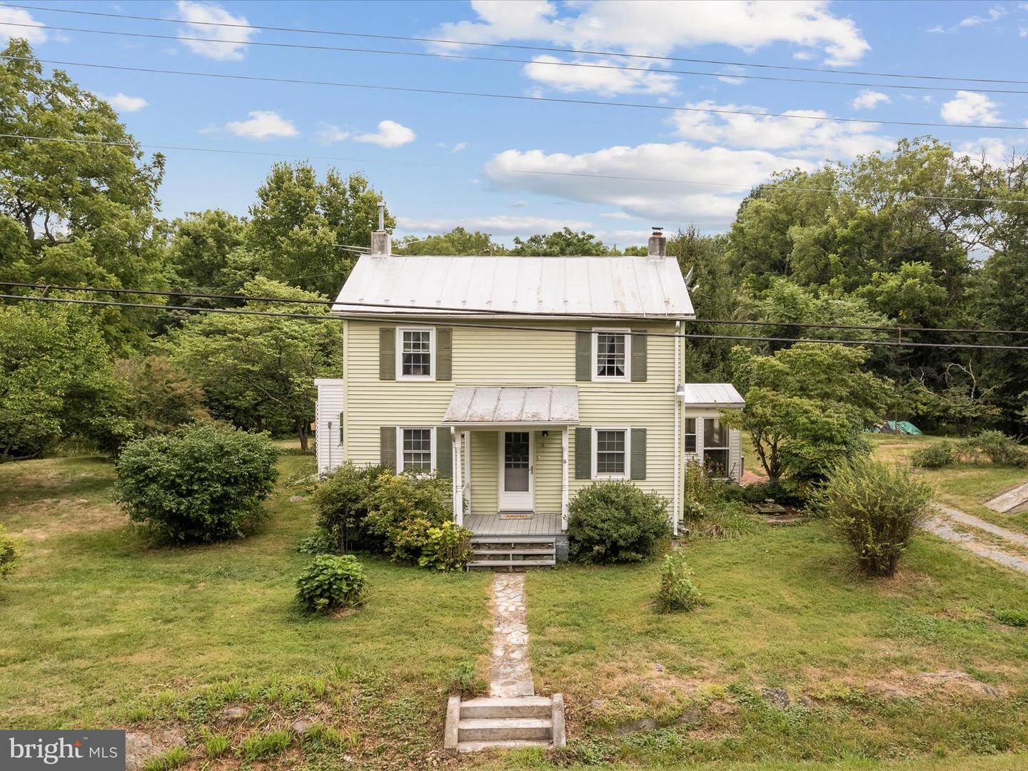 Property Photo: 2050 Crums Church Road VA 22611