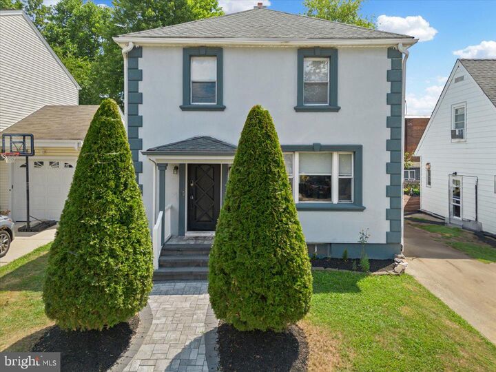 Property Photo:  28 Thropp  NJ 08610 