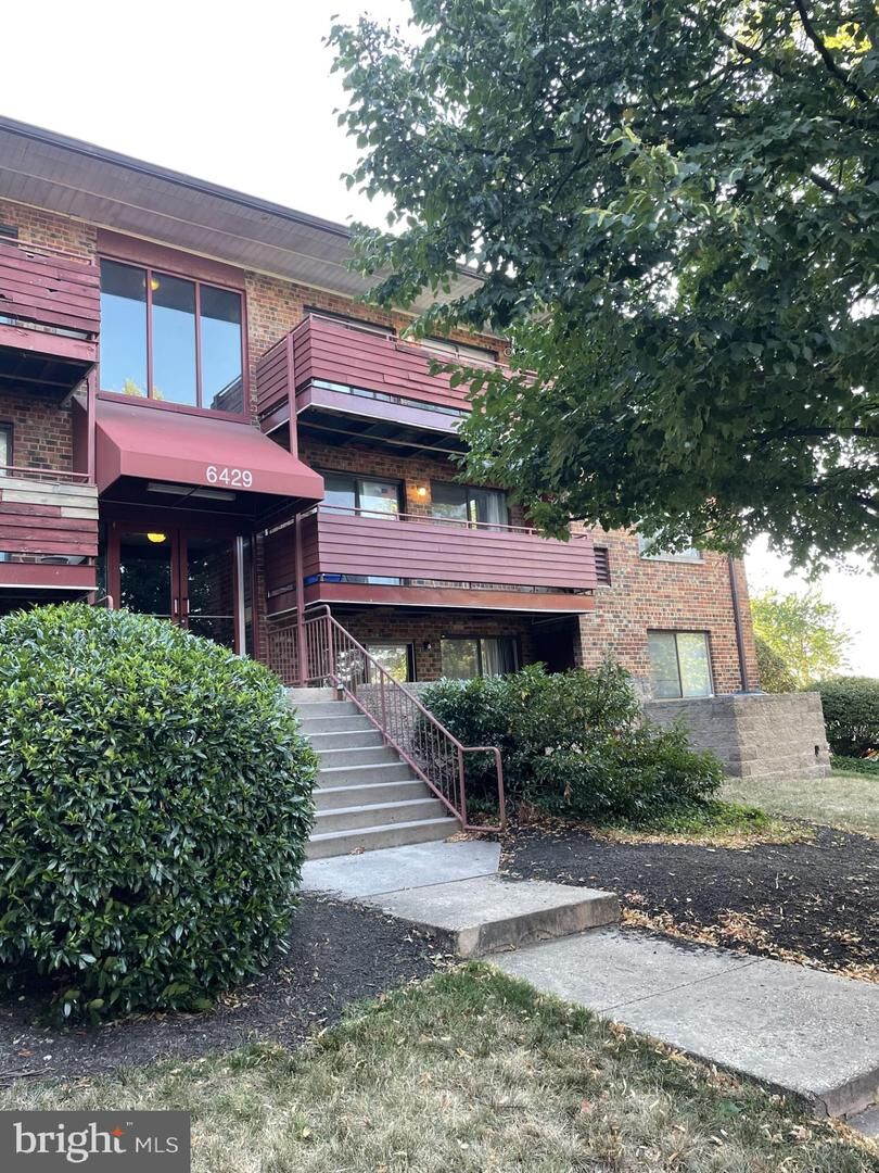 Property Photo: 6429 Richmond Highway 201 VA 22306