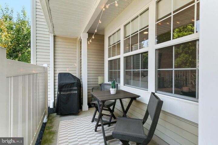 Property Photo:  220 Flagstone Road 6  PA 19425 