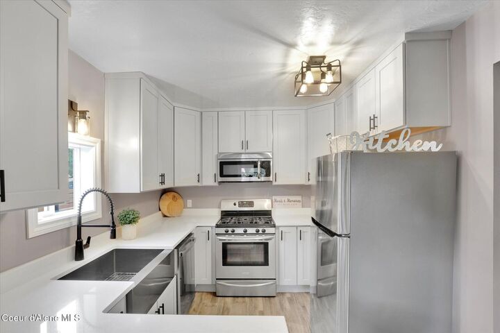 Property Photo:  819 N 7th St  ID 83814 