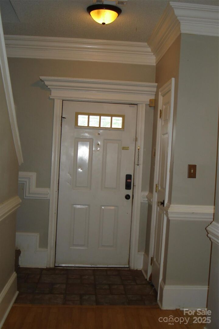 Property Photo: 8868 Treyburn Drive 191 NC 28216