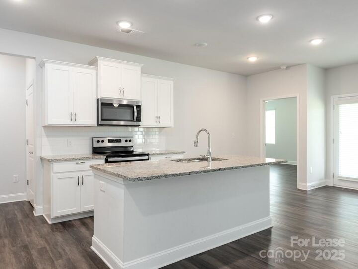 Property Photo: 4512 Grove Manor Drive NC 28173