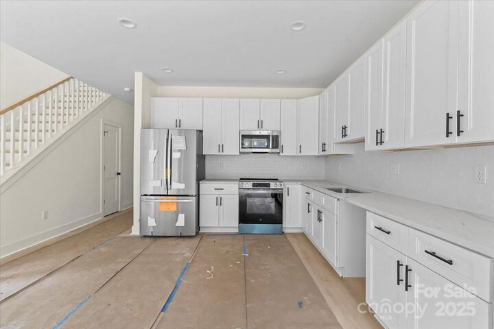 Property Photo: 2510 Elmin Street NC 28208
