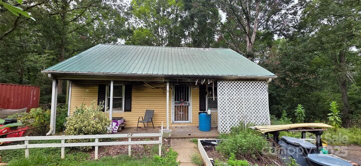 Property Photo:  109 Mountain Side Drive  NC 28086 