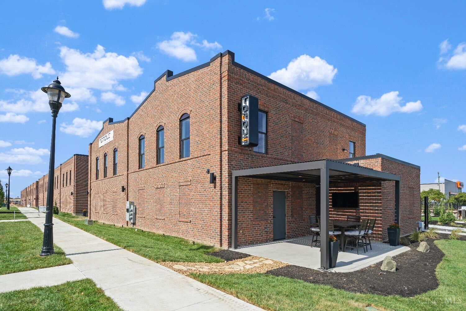 Property Photo: 4477 Thirty Fourth Avenue OH 45209