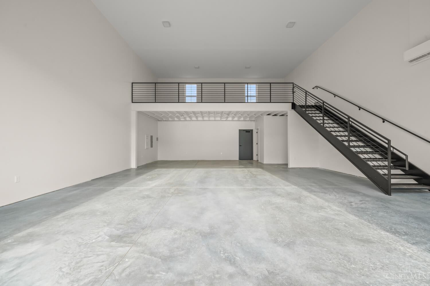 Property Photo: 4477 Thirty Fourth Avenue OH 45209