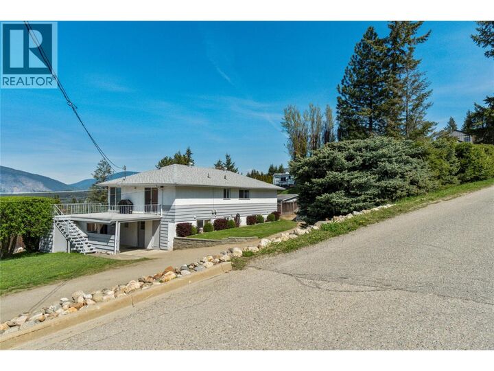 1290 15 Street Southeast  Salmon Arm BC V1E 2G8 photo