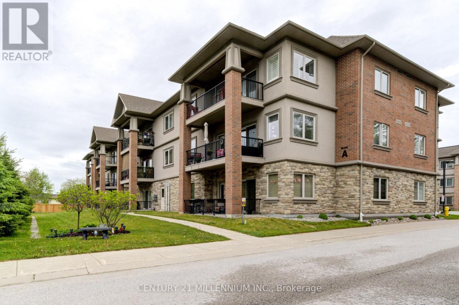 Property Photo:  19A Yonge Street North 208  ON L0L 1P0 