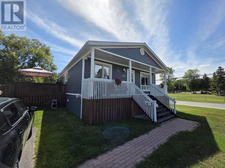 901 Valley Dr  Kenora ON P9N 4A9 photo