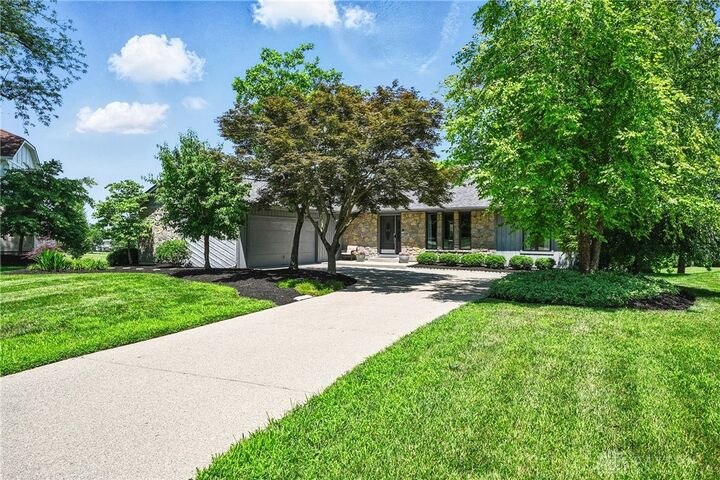 Property Photo:  5648 Eagle Nest Court  OH 45069 