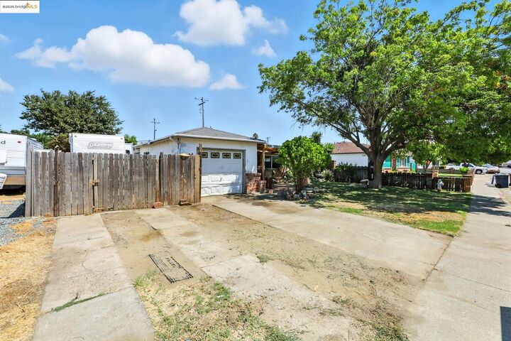 Property Photo:  27 4th Avenue  CA 95641 