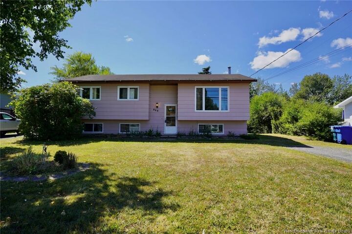 Property Photo:  988 Rue Principale  NB E8K 1H6 