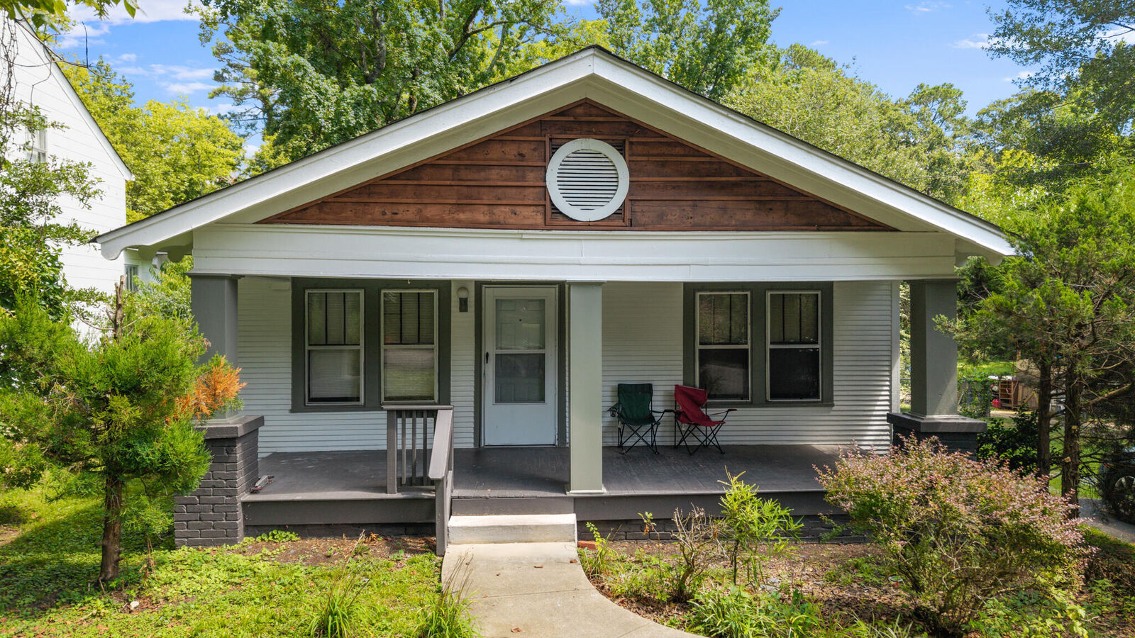 Property Photo:  220 Tunnel Boulevard  TN 37411 
