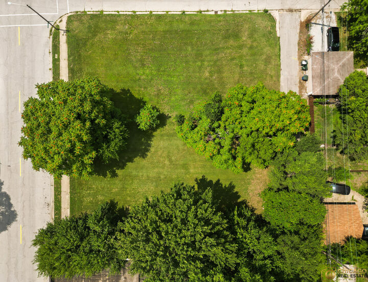 Property Photo:  903 Conkey Street  IN 46320 