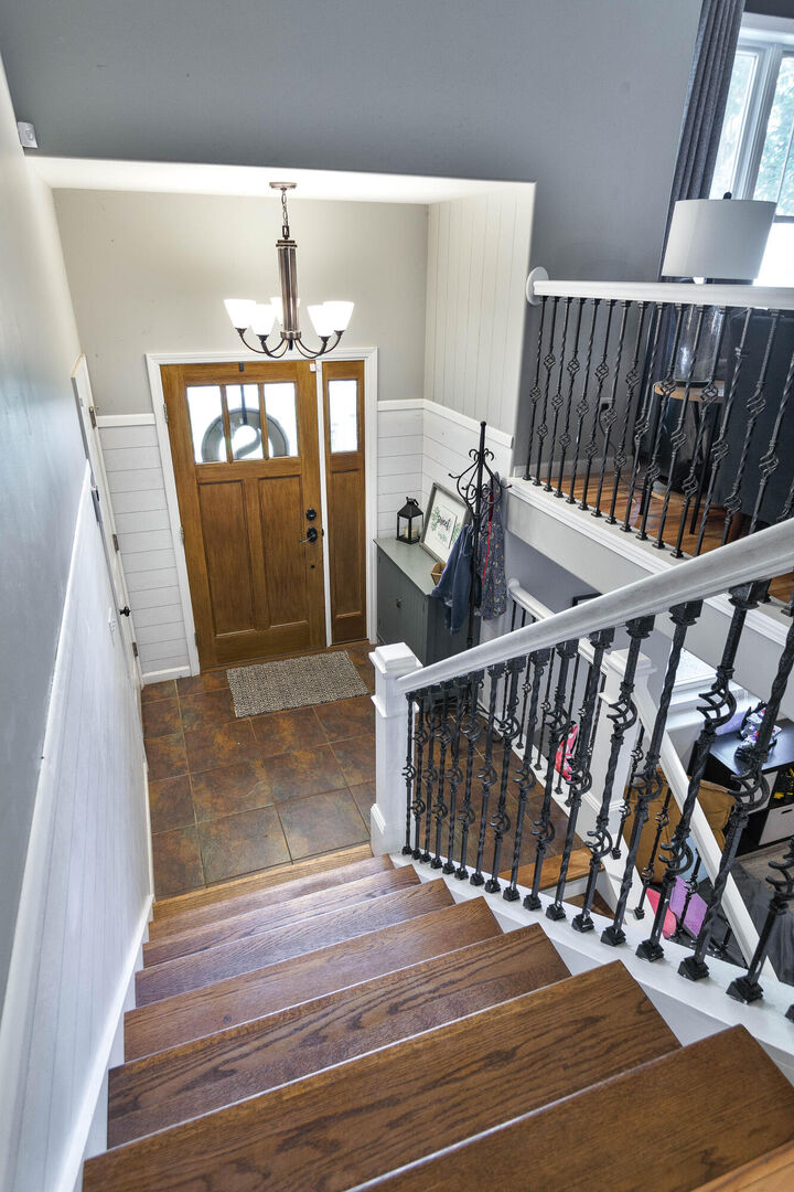 Property Photo: 1613 11th Place IN 46342