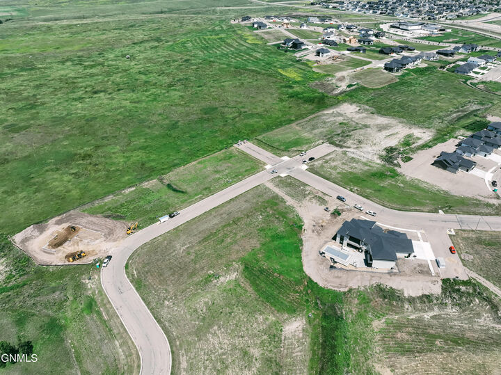 2613 Frisco Way  Bismarck ND 58503 photo