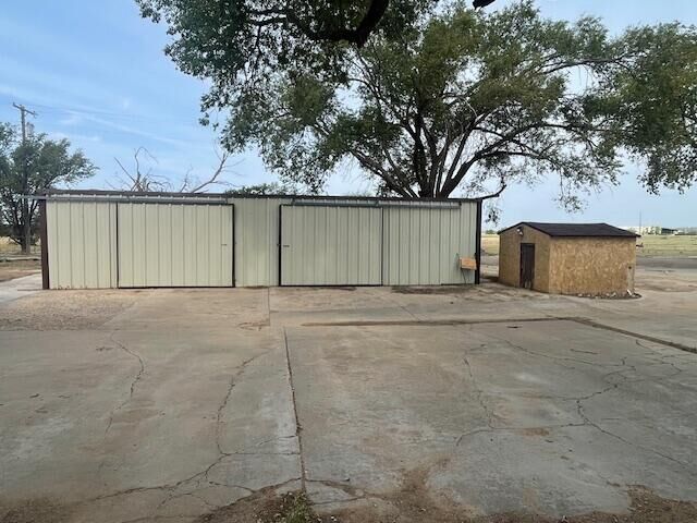 Property Photo: 7441 34th Street TX 79407