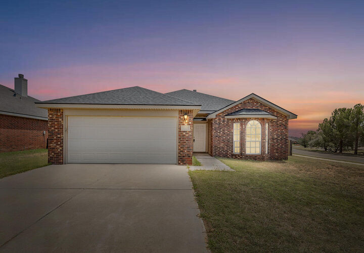 9105 Quincy Avenue  Lubbock TX 79424 photo
