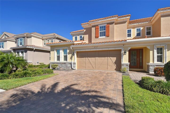 Property Photo:  8747 Terracina Lake Drive  FL 33625 