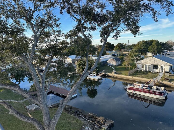 Property Photo: 7119 Fair Lane FL 34667
