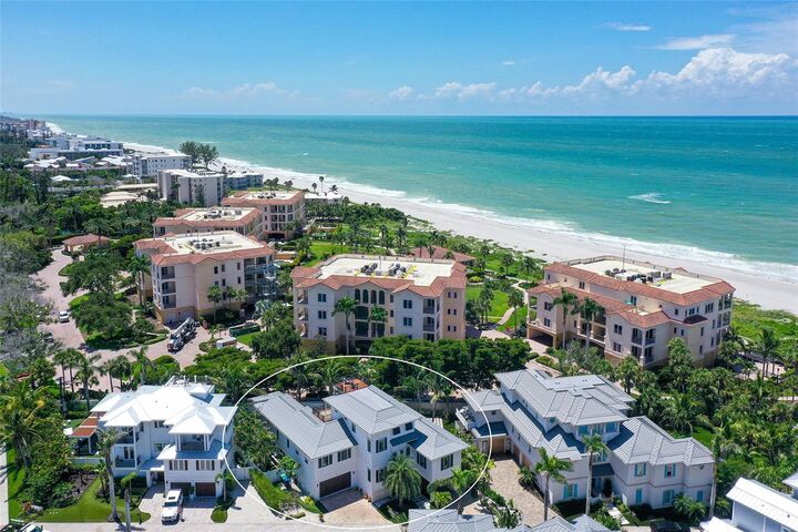 Property Photo:  5005 Gulf Of Mexico Drive 5  FL 34228 
