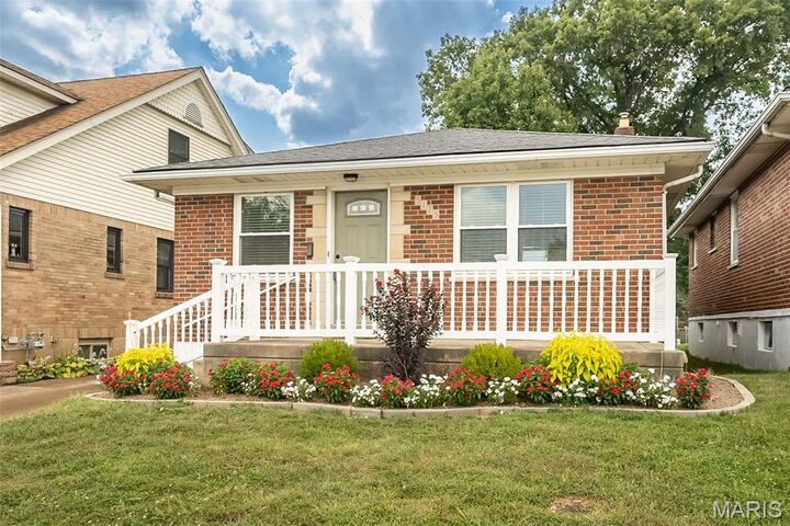 Property Photo: 5123 Michael Avenue MO 63119