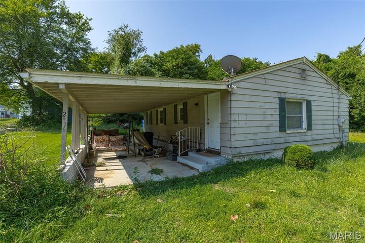 Property Photo:  2416 Dewalt Acres Drive  MO 63028 