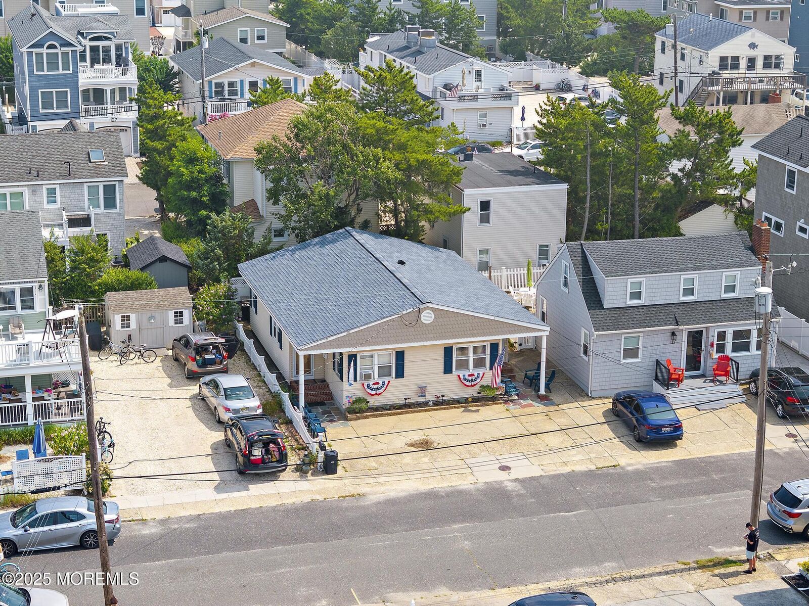 Property Photo: 131-133 E Delaware Avenue NJ 08008