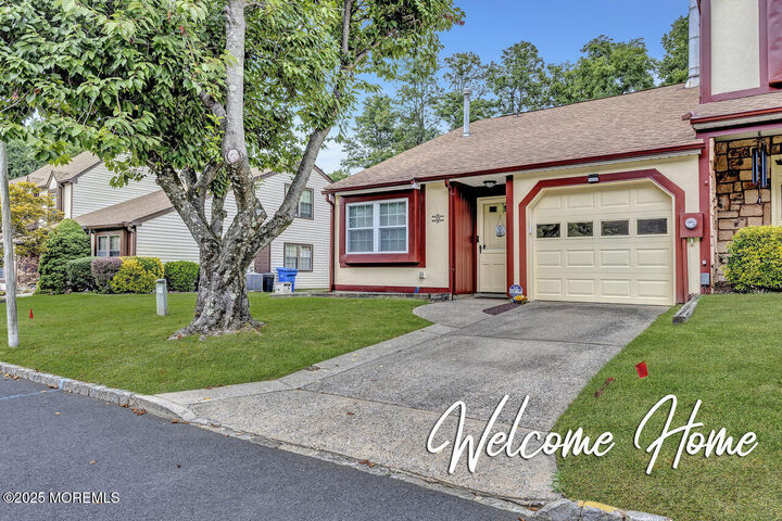 12 Lisa Court  Matawan NJ 07747 photo