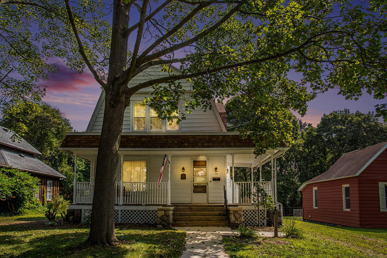 Property Photo:  228 East Avenue N  MI 49017 