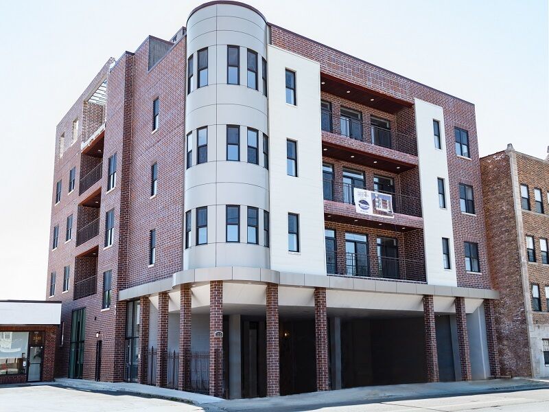 Property Photo: 2515 W Lawrence Avenue 2N IL 60625