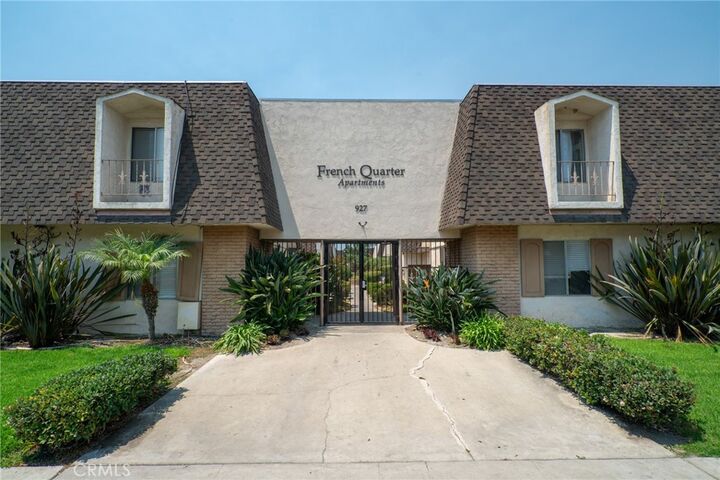 Property Photo:  927 S Webster Avenue  CA 92804 