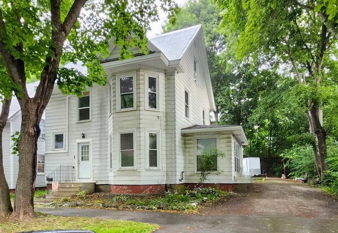Property Photo:  69 Walter Street  ME 04401 