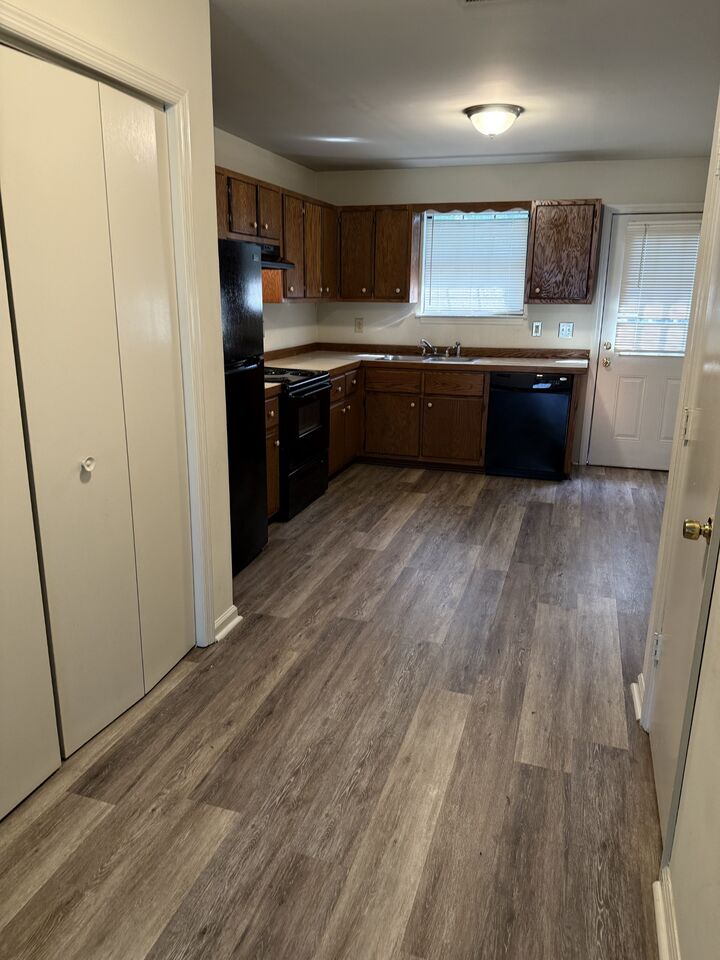 Property Photo:  2041 Old Greenbrier Pike  TN 37073 