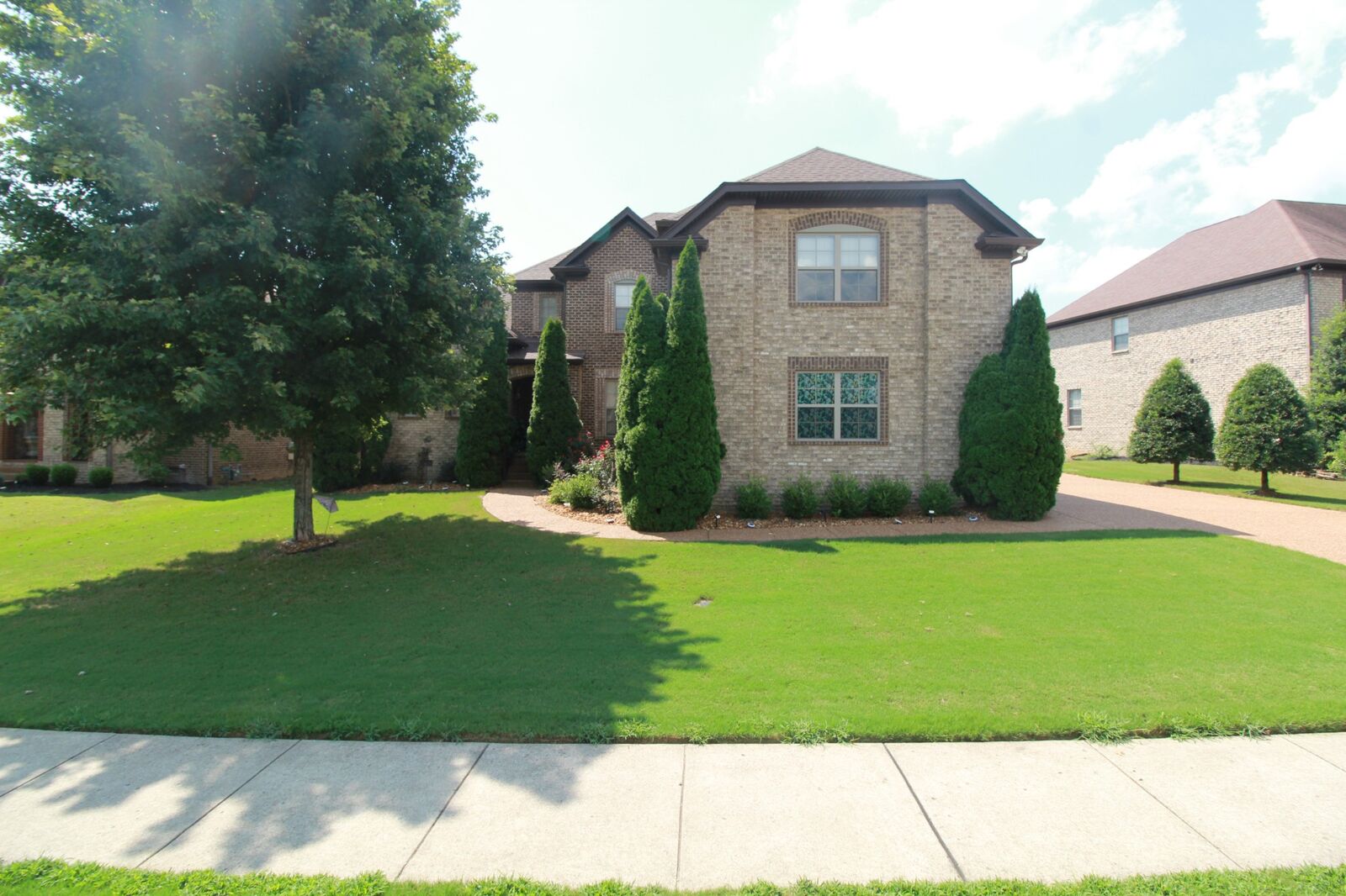 Property Photo: 337 Crooked Creek Ln TN 37075