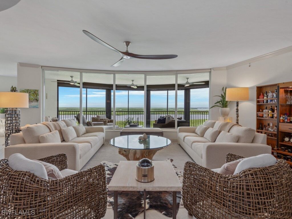 Property Photo:  1050 Borghese Lane 804  FL 34114 