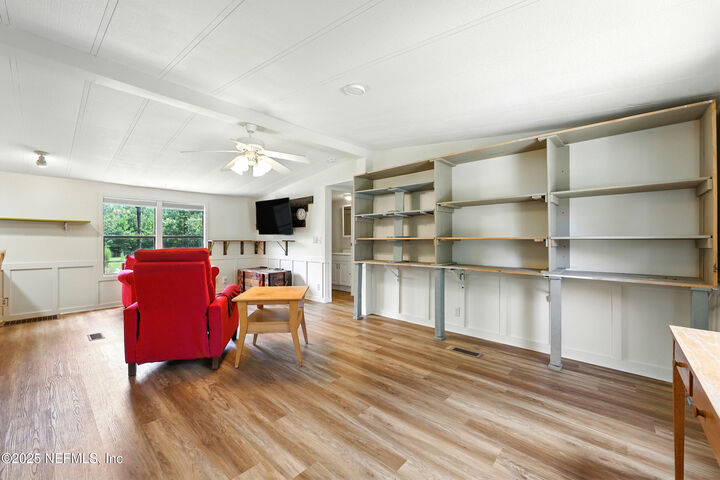 Property Photo:  1951 Friendly Place  FL 32068