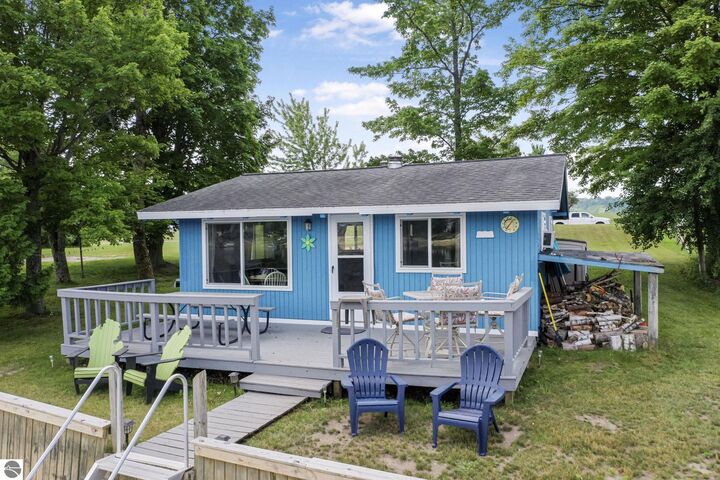 Property Photo: 9301 E 50 Road MI 49601