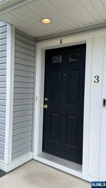 Property Photo:  3 Sotnick Street  NJ 07506 