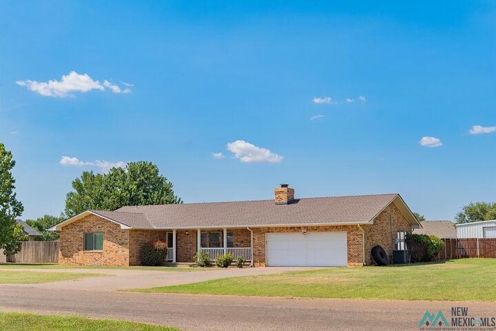 Property Photo: 304 Remuda Drive NM 88101