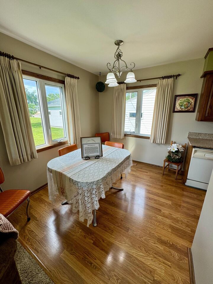 Property Photo:  1807 Minnesota Court NW  MN 56601 