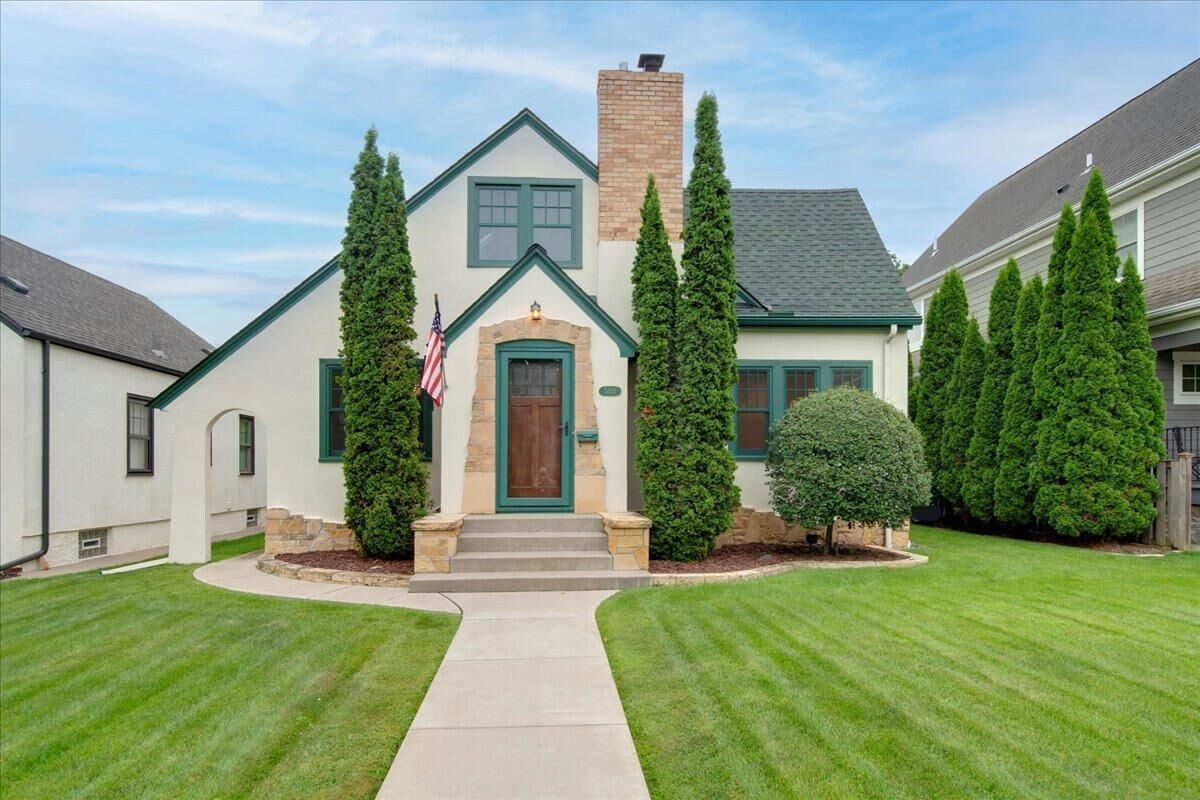 Property Photo: 5105 Drew Avenue S MN 55410