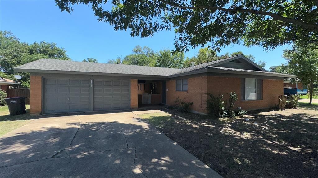 Property Photo:  6917 Sheridan Road  TX 76134 