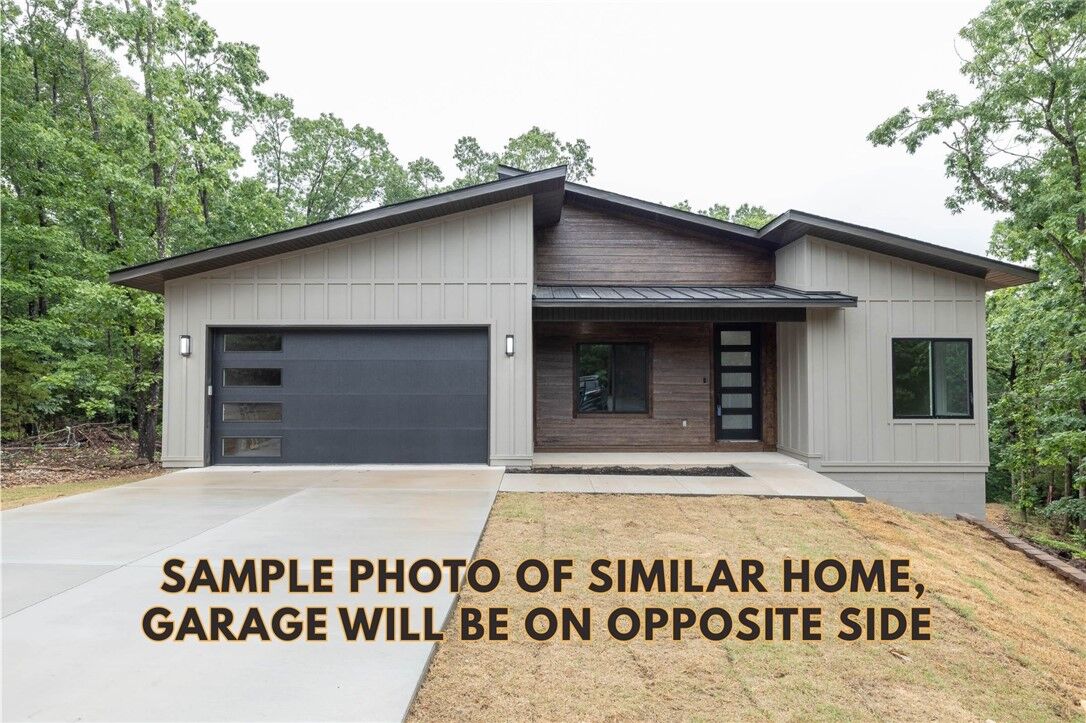 Property Photo: 9 Seven Oaks Lane AR 72714